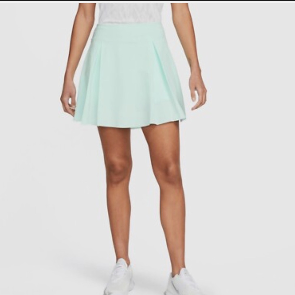 Nike Women's Dri-FIT 17" Long Golf Skirt Mint Foam
